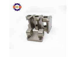 機械精密加工廠的小型機械零件加工和機械零部件加工之間有什么關系？